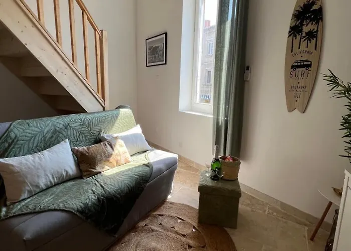 Duplex A 2 Pas De La Vielle Ville D Avignon