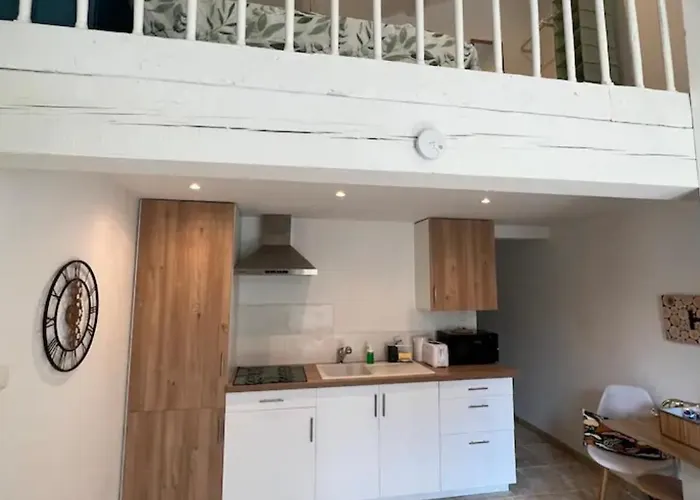 Duplex A 2 Pas De La Vielle Ville D Avignon